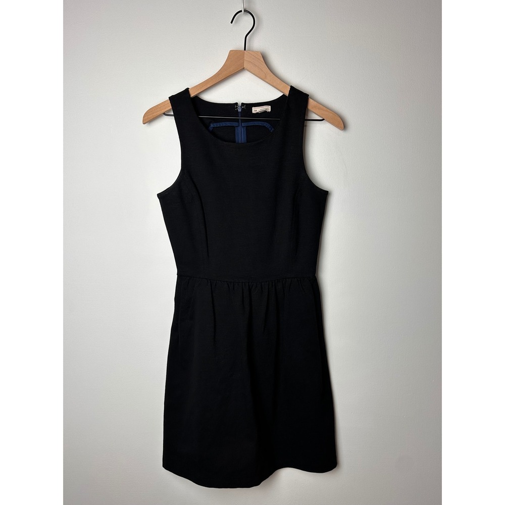 Gap Designed & Crafted‎ Black Sleeveless Fit and Flare Knit Dress XS